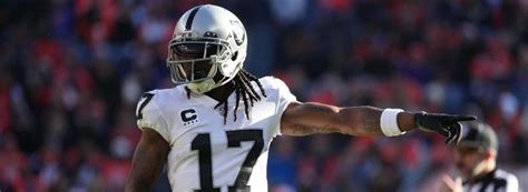Raiders vs. Broncos prediction, odds, line, spread, start time: .